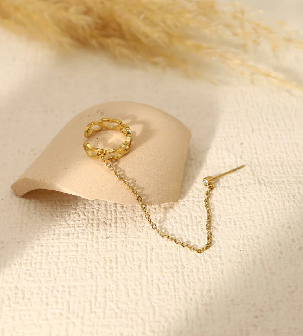 Boucle d’oreille + earcuff LYANA avec chaîne dorée