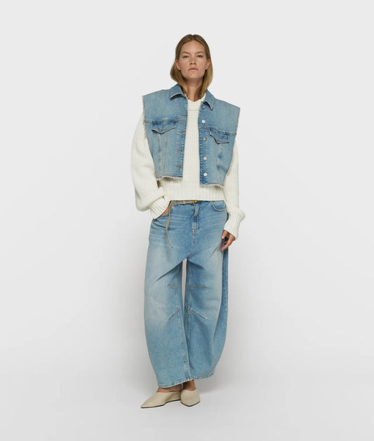 Wide tapered denim pants