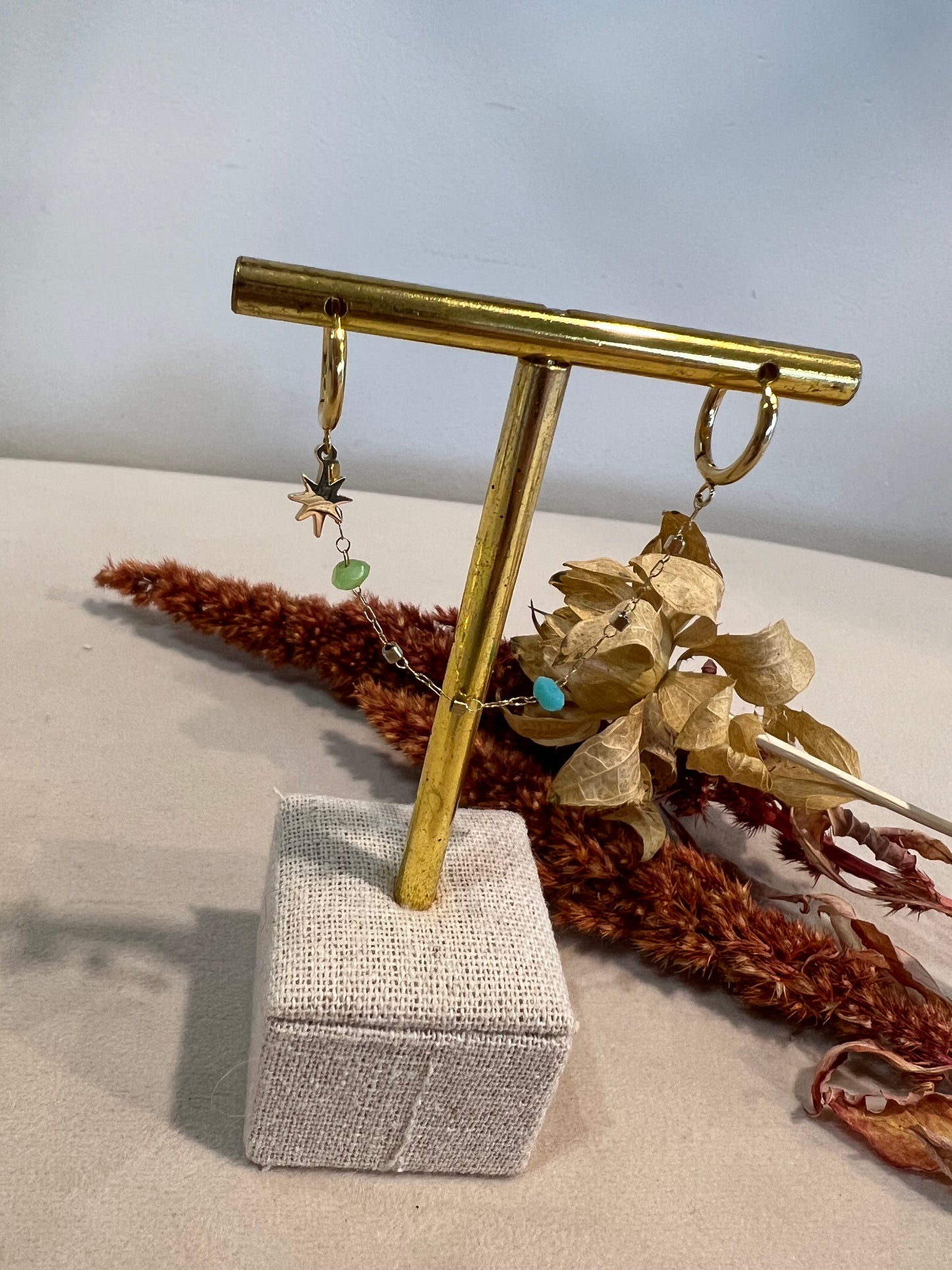 Boucle 2 trous JASMINE à pierres naturelles