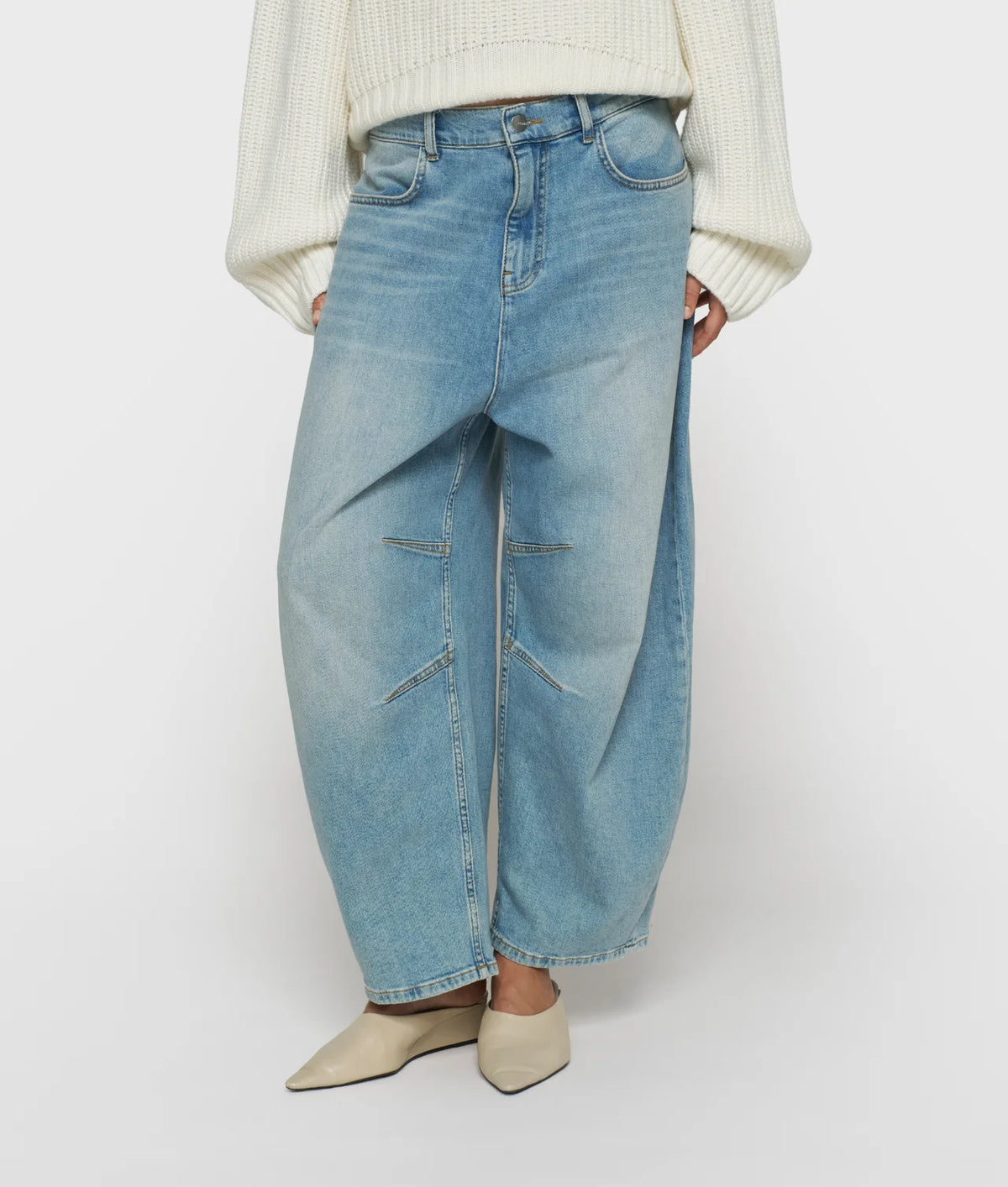 Wide tapered denim pants