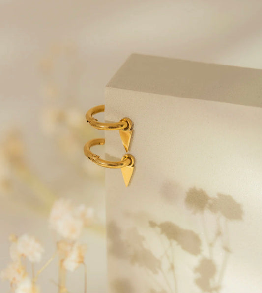 Mini créole AGATHE dorées avec un triangle à strass