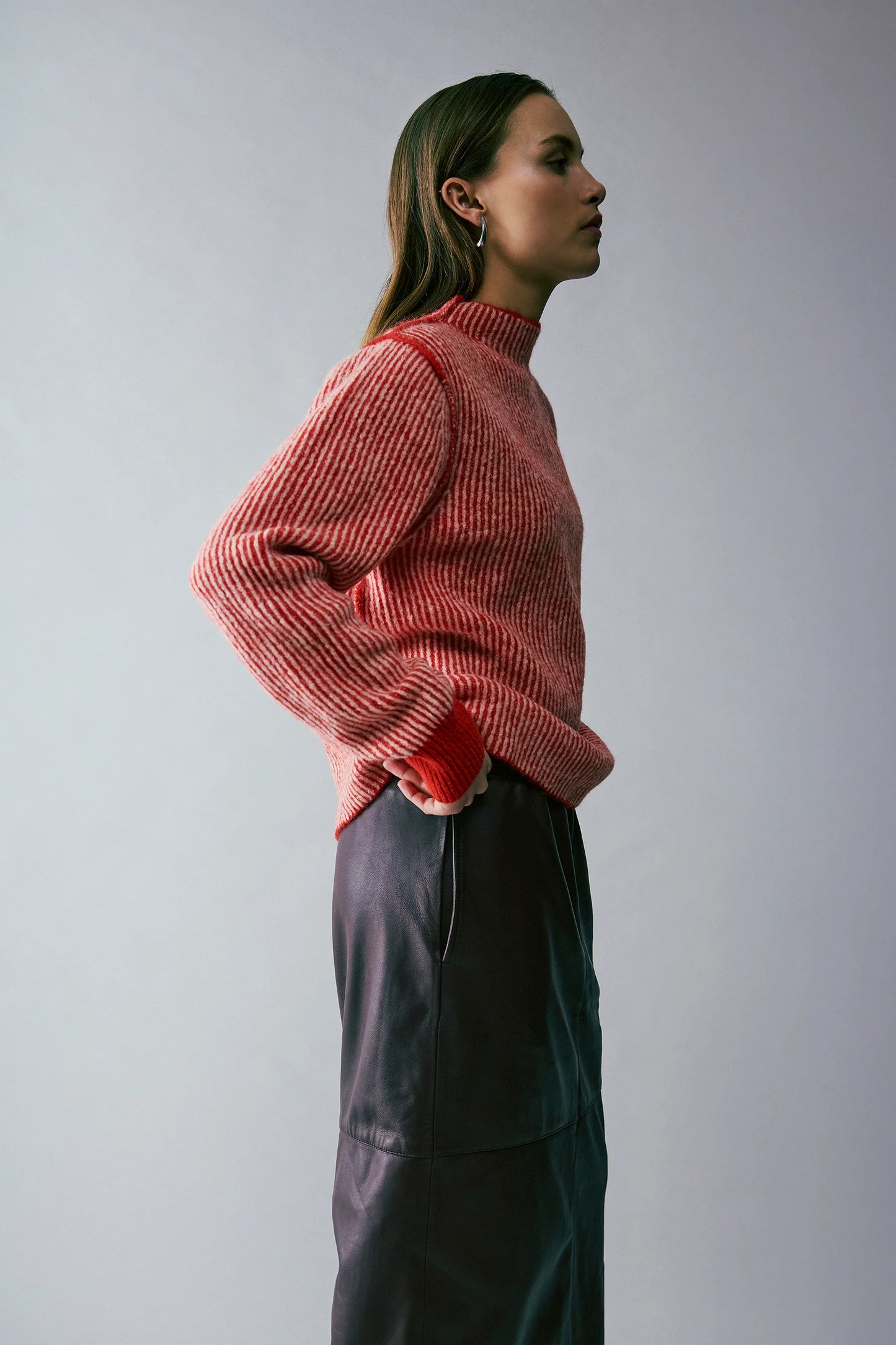 Pull AMES rouge a lignes blanches